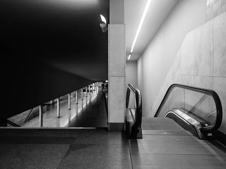 Estação de Metro S. Bento, Álvaro Siza · Porto — photograph 7 of 11