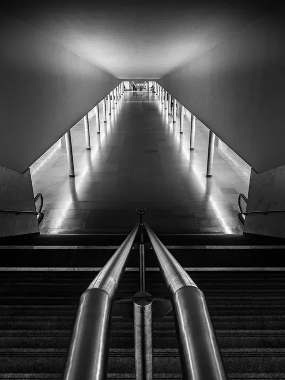 Estação de Metro S. Bento, Álvaro Siza · Porto — photograph 8 of 11
