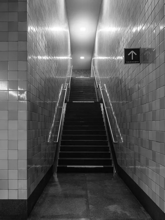 Estação de Metro S. Bento, Álvaro Siza · Porto — photograph 4 of 11