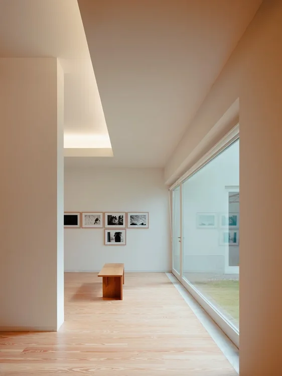 Fundação Gramaxo, Álvaro Siza — photograph 2 of 20