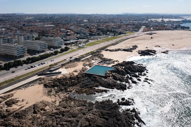 Piscina das Marés, Álvaro Siza · Leça — photograph 2 of 26