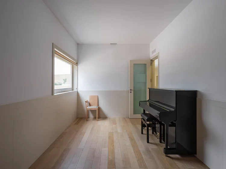 Escola de Música de Llinars, Álvaro Siza · Llinars del Vallès — photograph 9 of 26