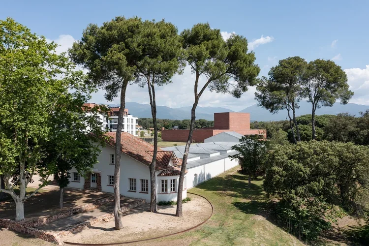 Escola de Música de Llinars, Álvaro Siza · Llinars del Vallès — photograph 21 of 26
