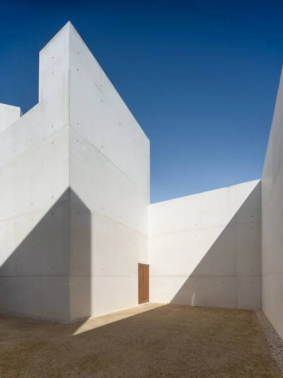 Escultura Aberta, Álvaro Siza — photograph 10 of 26