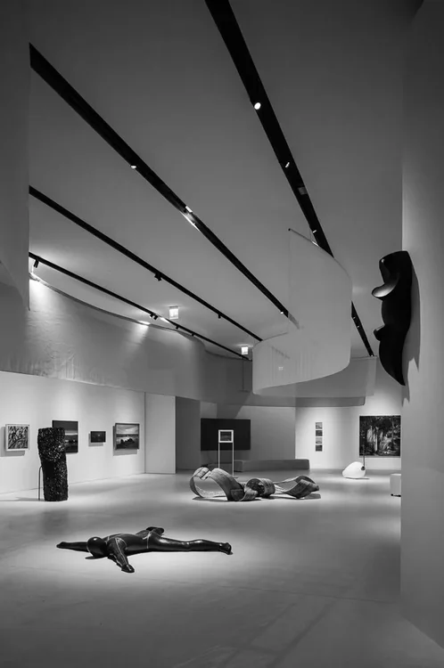 CAM Gulbenkian — photograph 9 of 24