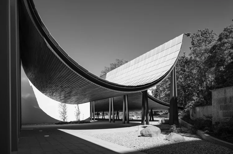 CAM Gulbenkian — photograph 11 of 24