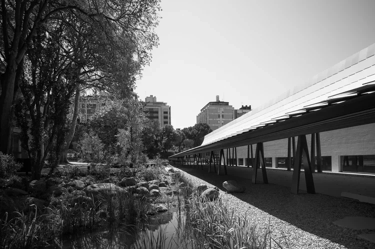 CAM Gulbenkian — photograph 20 of 24