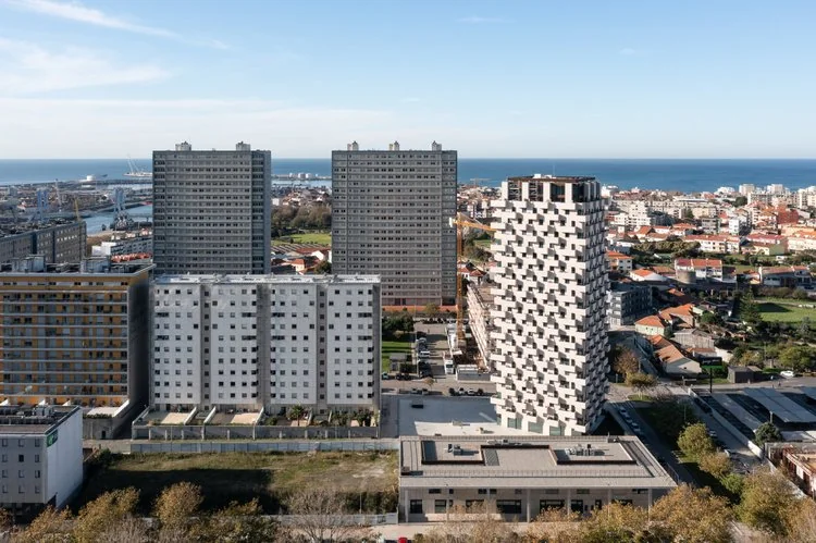 Torre 15, OODA · Porto — photograph 13 of 13
