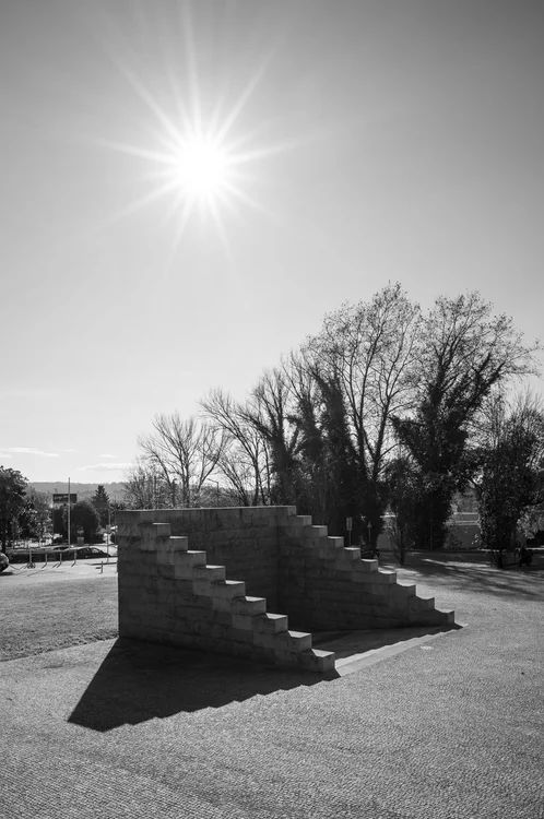 Praça Dr. Matos Machado, Álvaro Siza — photograph 20 of 26