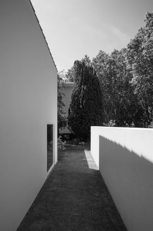Casa Alves dos Santos, Álvaro Siza — photograph 2 of 26