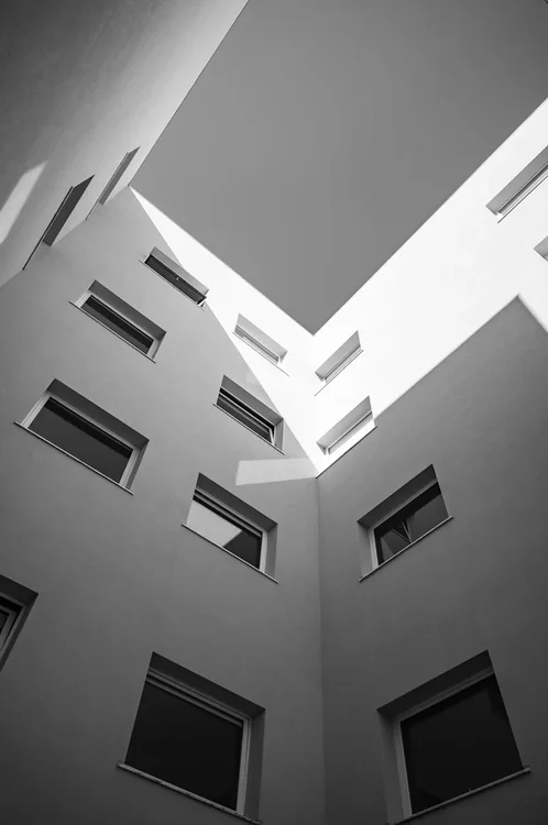 ALX · Aleixo Office Building, Álvaro Siza · Porto — photograph 20 of 26
