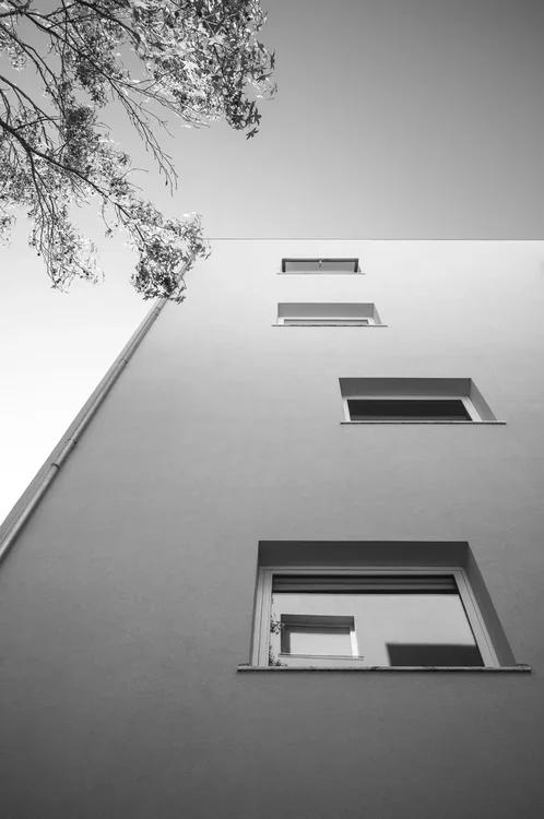 ALX · Aleixo Office Building, Álvaro Siza · Porto — photograph 13 of 26