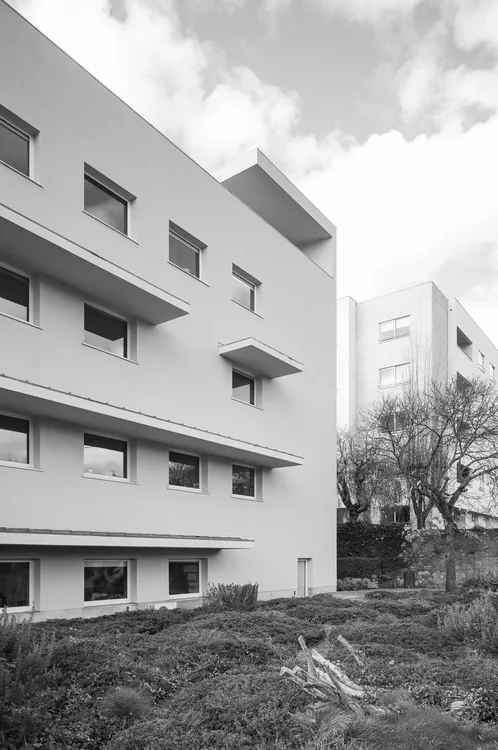 ALX · Aleixo Office Building, Álvaro Siza · Porto — photograph 5 of 26