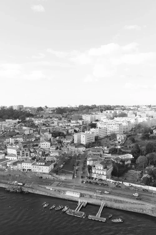 ALX · Aleixo Office Building, Álvaro Siza · Porto — photograph 8 of 26